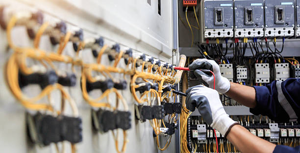 Professional Electrician technician working in Norco, LA
